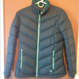 Mountain hardwear winter jacket.